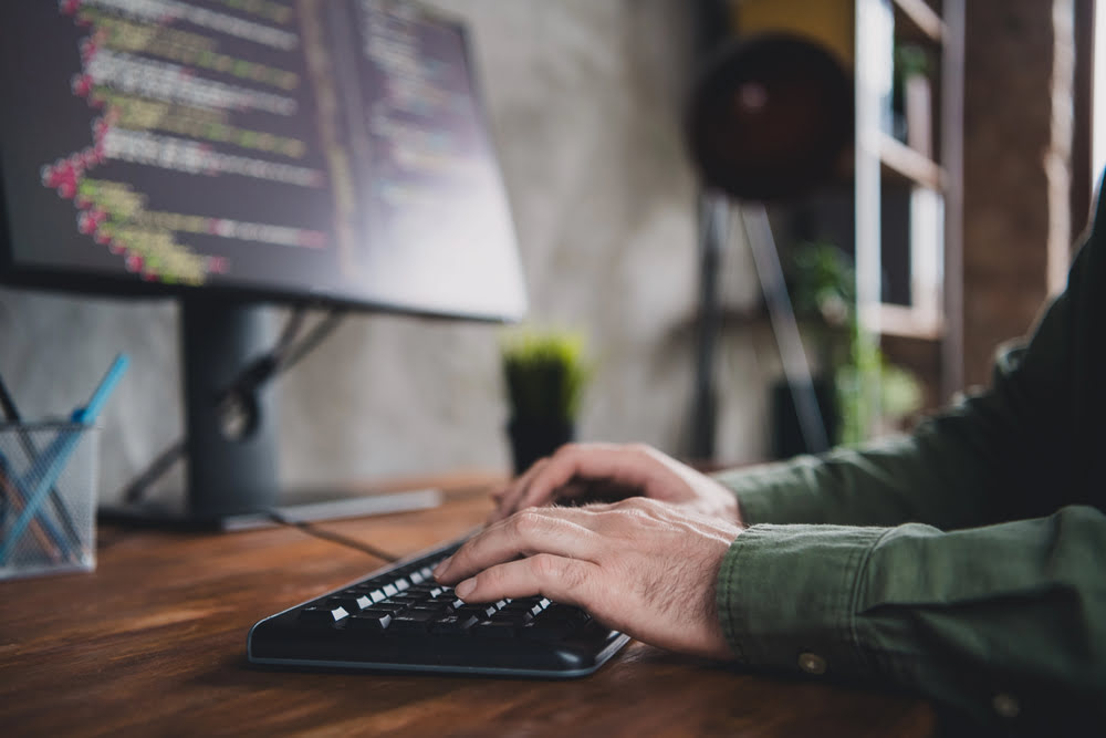 Situs web Anda sendiri, bukan media sosial: kedekatan melalui ruang digital